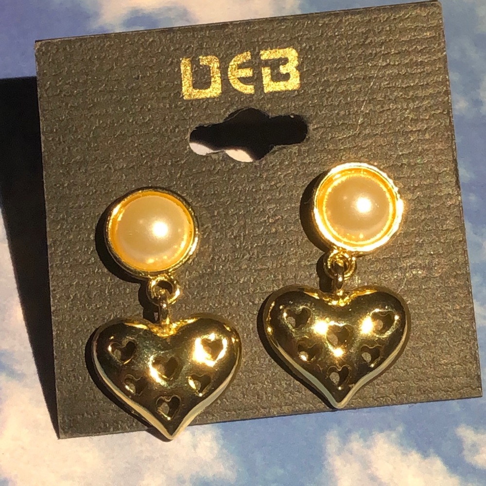 Heart pierced dangling earrings #107